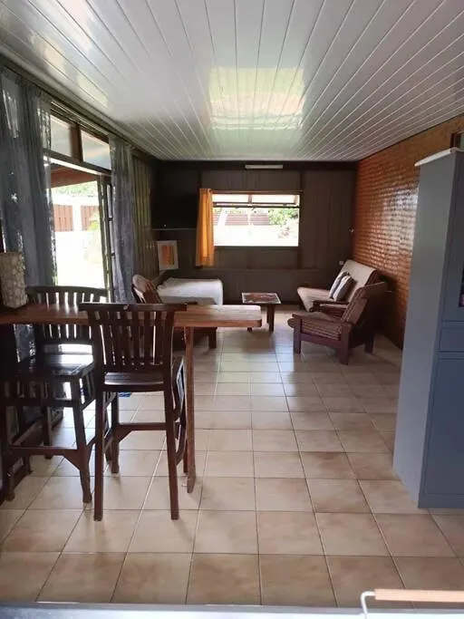 Fare Coconut Maison Authentique De 2 Chambres Haapiti 0*,  Francouzská Polynésie